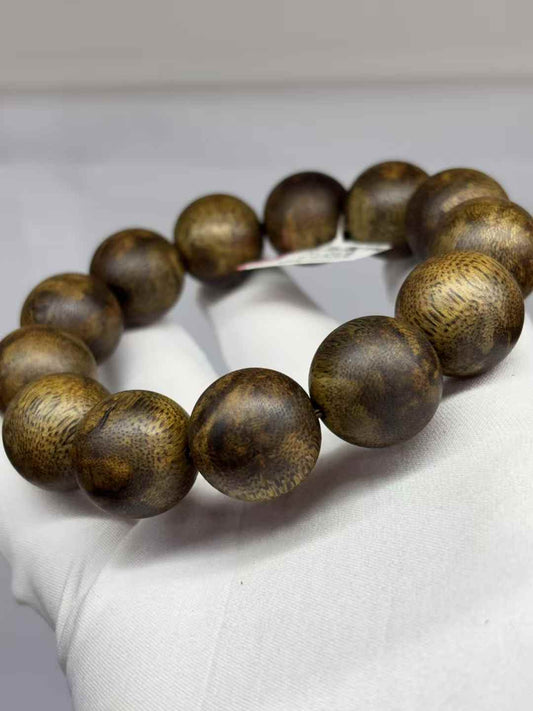 Bracelet of Kynam Oud. 1.8cm. High Quality